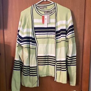 Kohl's Lime Green and Navy Sweater